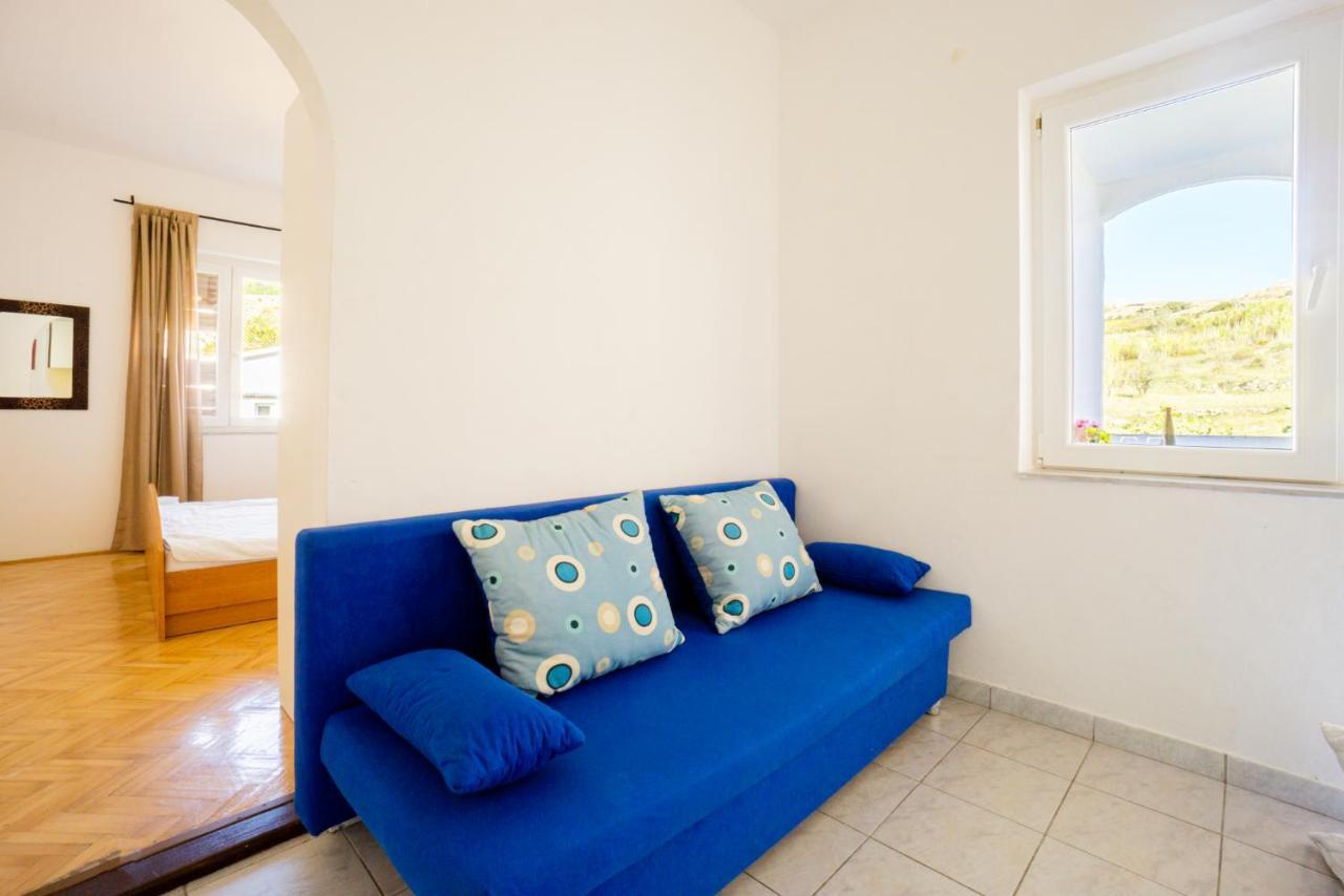 Kob Orog Good Location With Sea Views And Modern Decor Διαμέρισμα Metajna Εξωτερικό φωτογραφία