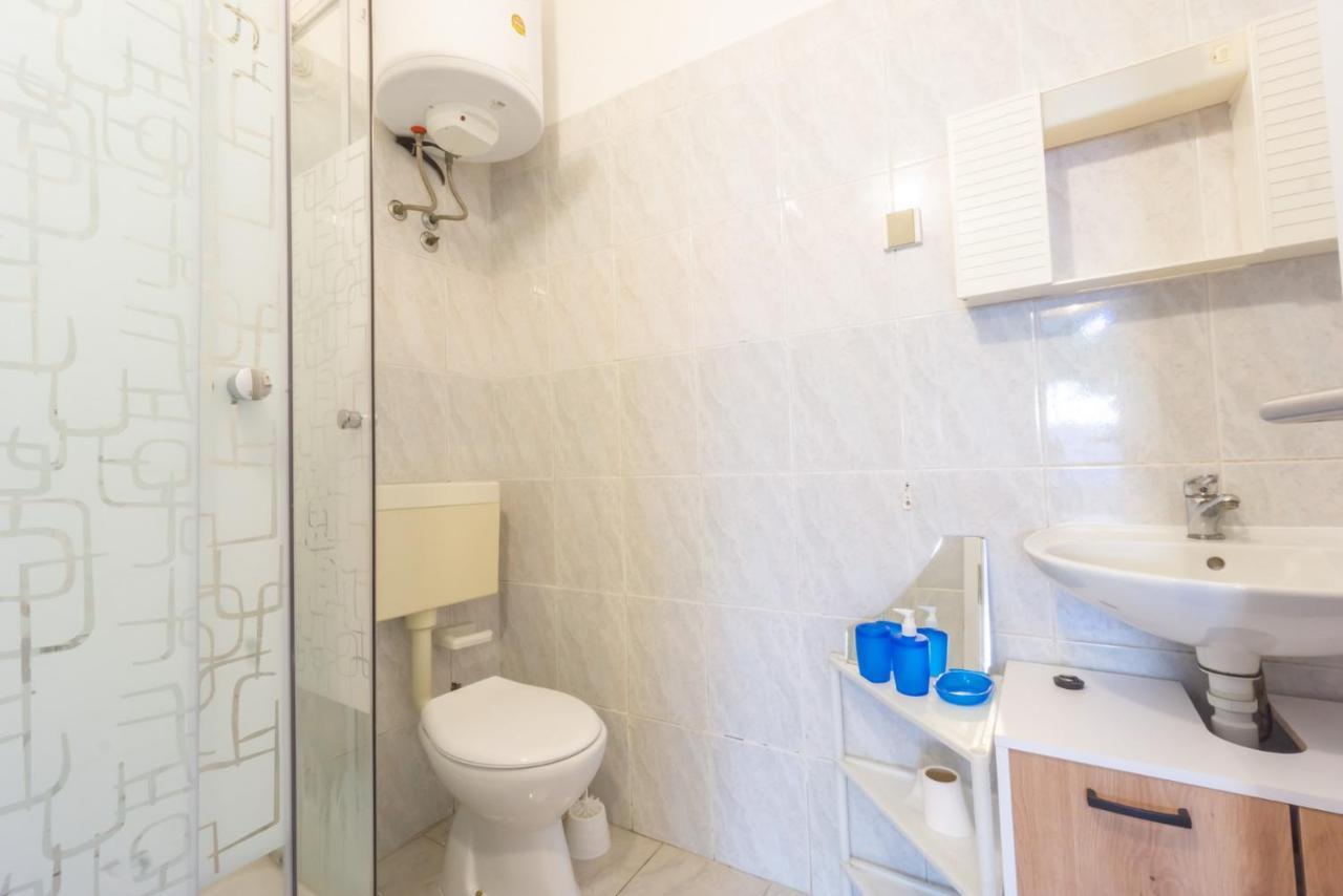 Kob Orog Good Location With Sea Views And Modern Decor Διαμέρισμα Metajna Εξωτερικό φωτογραφία