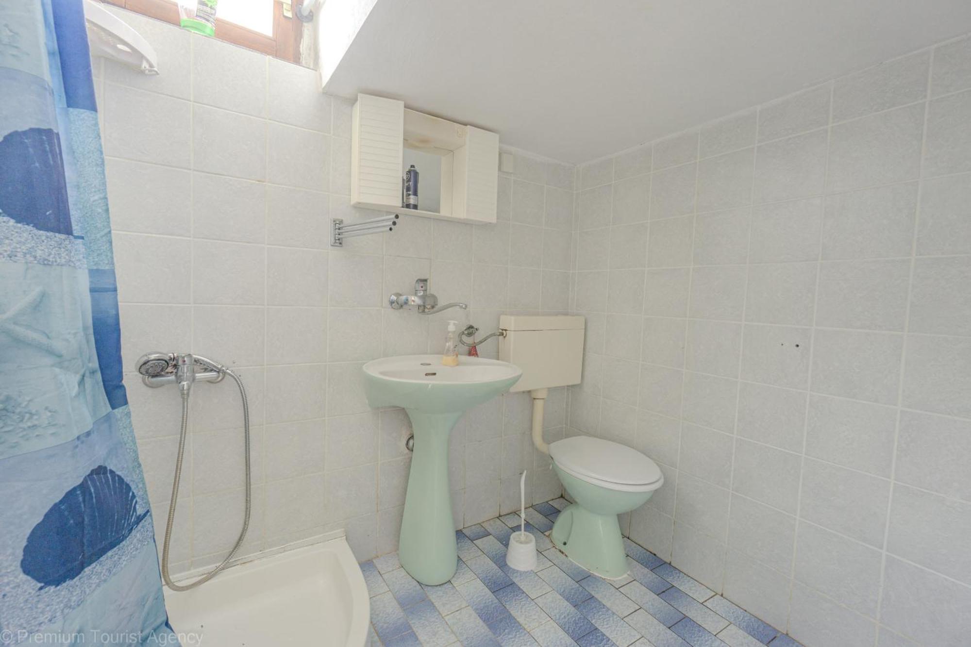 Kob Orog Good Location With Sea Views And Modern Decor Διαμέρισμα Metajna Εξωτερικό φωτογραφία